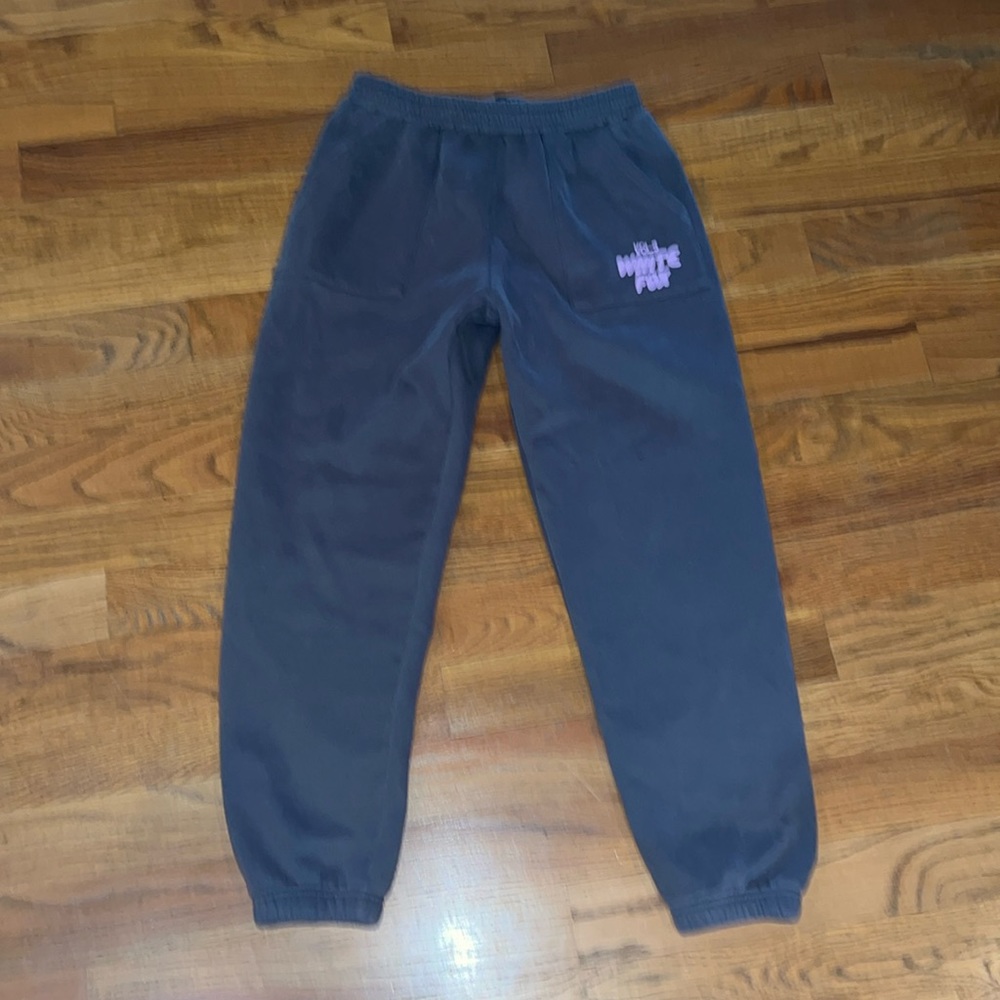 White fox boutique joggers sweatpants dark gray purple size large